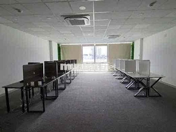 MT NGANG 8M SPOTLIGHT CỦA TUYẾN ĐƯỜNG 3/2 Q10 CÓ THANG MÁY GIÁ 60TR