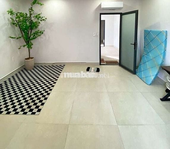 BÁN NHÀ TÂM HUYẾT-4 TẦNG- NGANG 4.8❌ 13M- HẺM 6M- SÁT TRƯỜNG CHINH-Q12