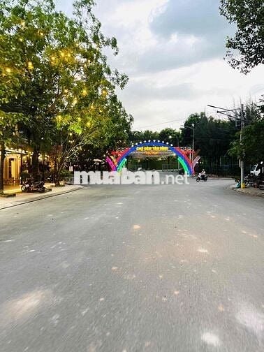 Đất sổ hồng riêng khu dân cư DT 65,4m2 tc 100% gần chợ đêm Biconsi