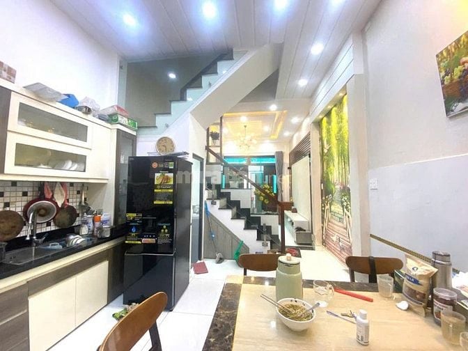 Bán nhà hẻm xe hơi Phạm Văn Chiêu, P.14, 4 x 13, 3 tầng, 4PN giá 6.49