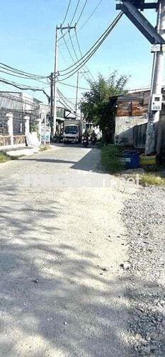 BÁN LÔ ĐẤT 100m2 TẶNG SẲN CĂN NHÀ HẺM XE HƠI GIÁ RẺ NHẤT THỊ TRƯỜNG