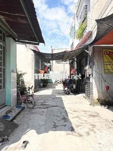 Nhà đẹp 4*12m 3PN hẻm 4m ô tô 2/ ngắn Đê Bao 2-3 Vĩnh Lộc B