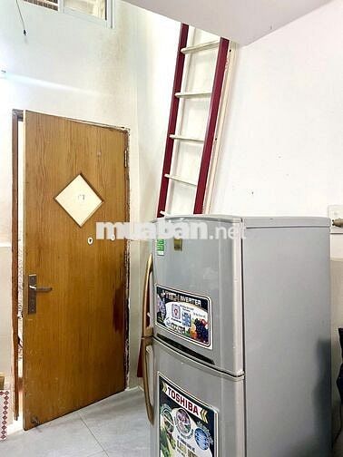 Phòng trọ 12 m2, Đường Trần Xuân Soạn, ngay chân Cầu Rạch Ông