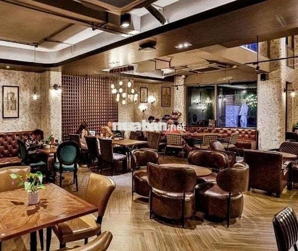 Cho thuê nhà mặt tiền Đông Du, Quận 1 Ngay nhà hát Thành Phố