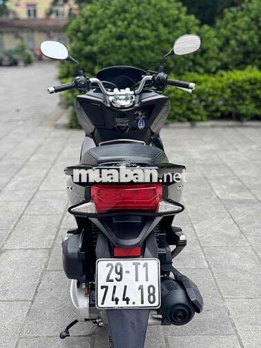 Pcx 125fi đèn led 2018 sơn máy zin 100% 1 chủ sd
