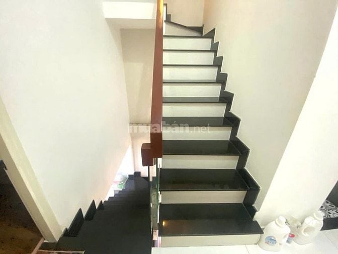 Bán nhà hẻm xe hơi Phạm Văn Chiêu, P.14, 4 x 13, 3 tầng, 4PN giá 6.49