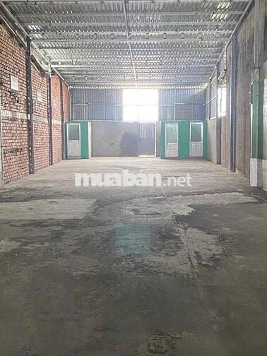 Cho thuê kho, xưởng 250m2 Thới Tam Thôn