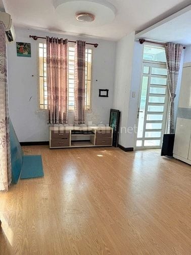 Bán Nhà 3 tầng Trần Văn Quang hẻm xe hơi, gần chợ Tân Bình, giá 4.8tỷ