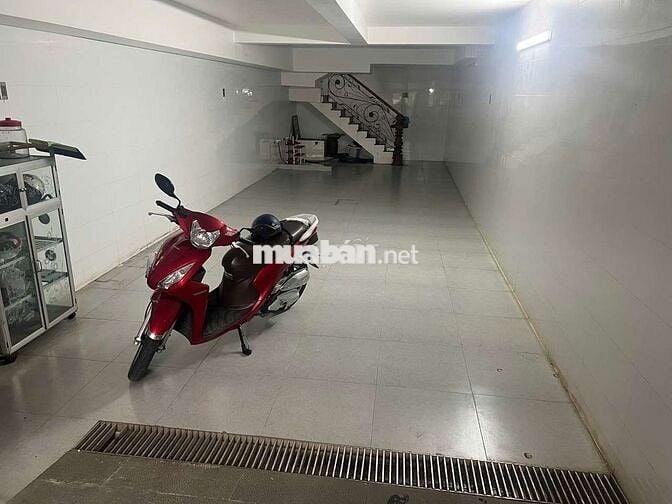 Cần cho thuê nhà P THT Q12 DT 4, 5 x20 .1 trệt  1 hầm 3 lầu 5PN 5WS