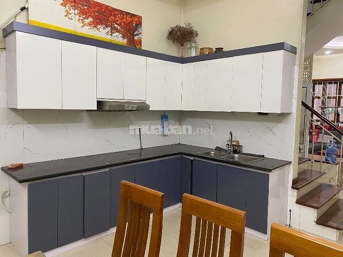 CHO THUÊ NHÀ NGUYÊN CĂN NGÕ 640 NGUYỄN VĂN CỪ