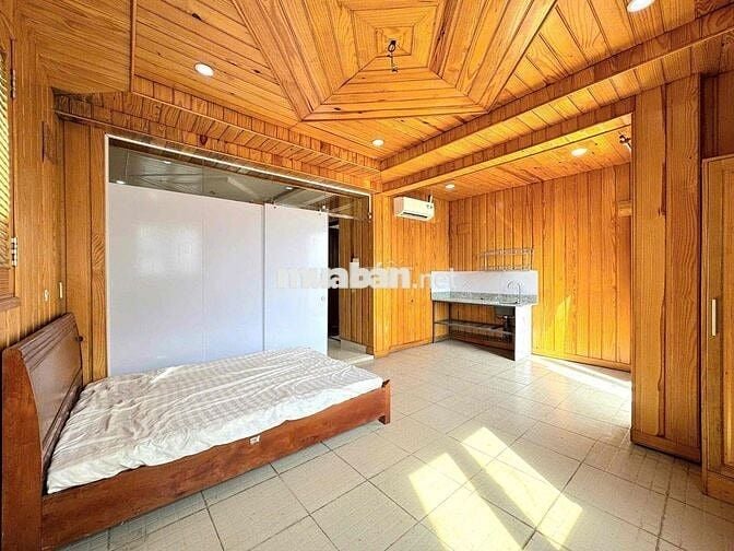 PHÒNG BAN CÔNG, LÁT GỖ CAO CẤP NGAY BV Q12, CVPM