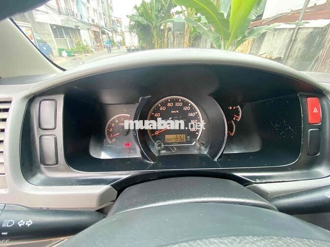 Toyota Hiace 2011 16 chỗ Xám bạc may dầu