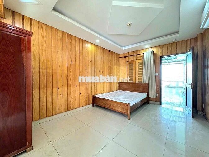 PHÒNG BAN CÔNG, LÁT GỖ CAO CẤP NGAY BV Q12, CVPM