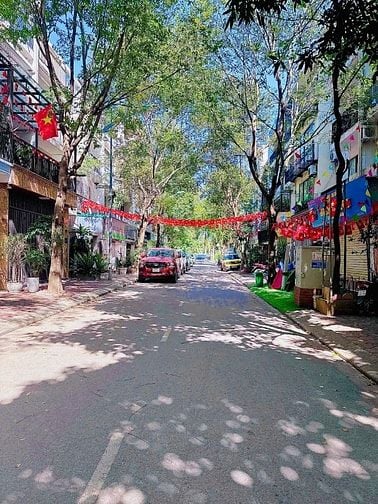 BÁN NHÀ LIỀN KỀ CHÍNH CHỦ 60,8m2 tại Trịnh Văn Bô - Hà Nội