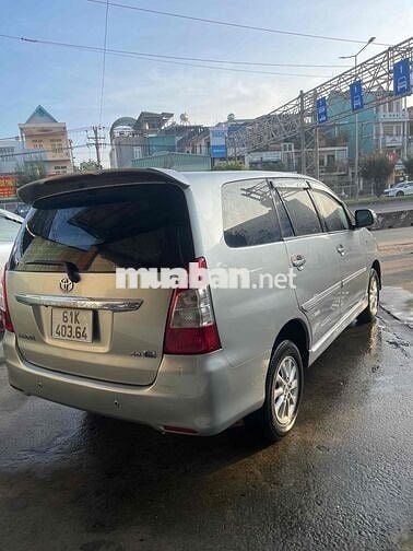 Toyota Innova 2013E Bạc