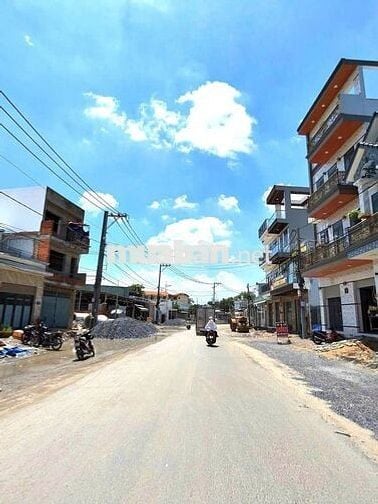 Cho thuê nhà 1/ Nguyễn Thị Huê gần ngã tư Trung Chánh, Bà Điểm,Hóc Môn