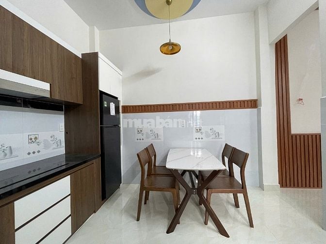 Bán nhà lô góc 2 lầu, 58/1B Trương Văn Thành, Quận 9, 62m2, 3 PN