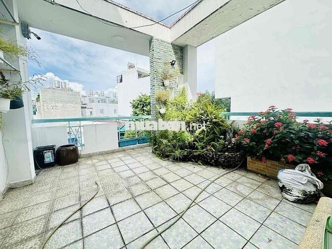 Nhà 1 trệt 1 lầu sân thượng hẻm 12m 1 trục Phan Huy Ích