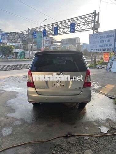 Toyota Innova 2013E Bạc