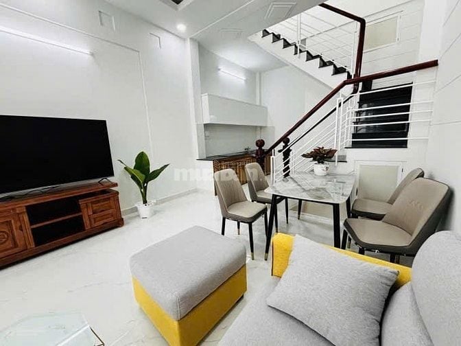 MUA NGAY CUỐI NĂM KẺO BDS TĂNG GIÁ, BÁN NHÀ HẺM NGUYỄN TRI PHƯƠNG, Q10