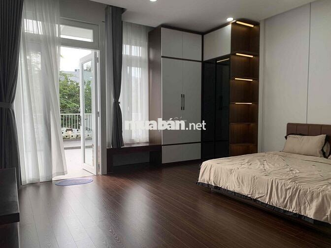 🎄🎄 Nhà 3 tầng đường 7,5m đối diện công viên ,3pn ,full nội thất