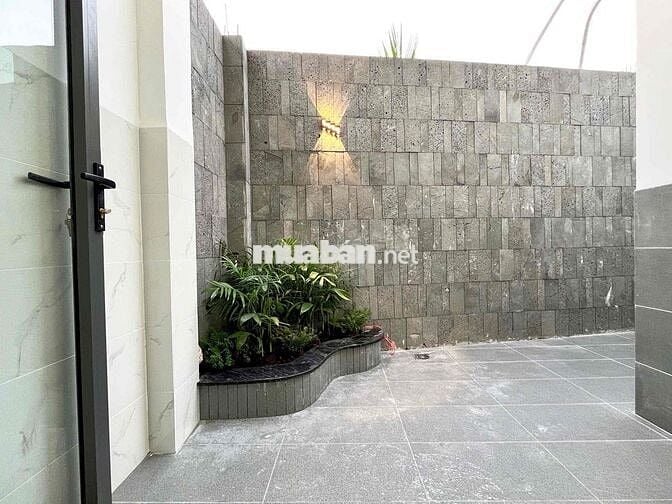 BÁN NHÀ MẶT TIỀN NHỰA KINH DOANH - MỸ HẠNH NAM