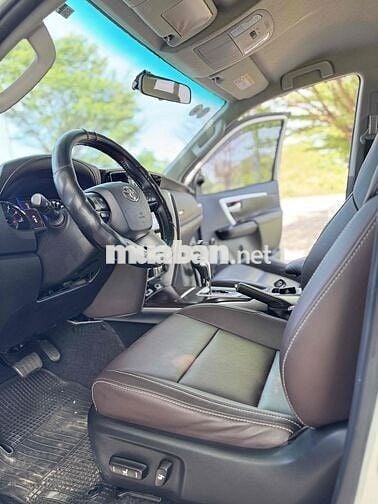 Fortuner 2.7V xăng tự động model 2017 đẹp như mới