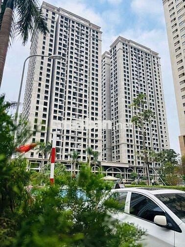 Bán gấp căn hộ 2 PN 72m2 Chung cư The Charm An Hưng