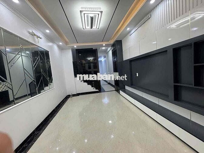 NHÀ ĐẸP QUẢNG AN - Ở NGAY - Ô TÔ ĐỖ CỬA - NGÕ THÔNG - THANG MÁY