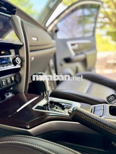 Fortuner 2.7V xăng tự động model 2017 đẹp như mới