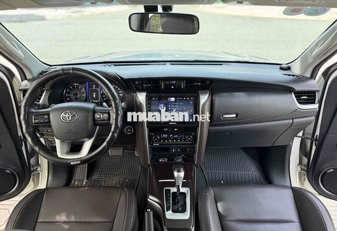 Fortuner 2.7V xăng tự động model 2017 đẹp như mới