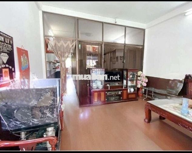 CHUNG CƯ GÒ VẤP – LẦU 1 – NHÀ ĐẸP THOÁNG – 2PN – CHỈ 20M RA MẶT TIỀN