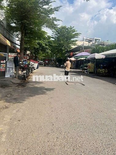 Bán gấp dãy trọ mặt tiền Huỳnh Tấn Phát, Quận 7, 404m2, nh 60 tỷ