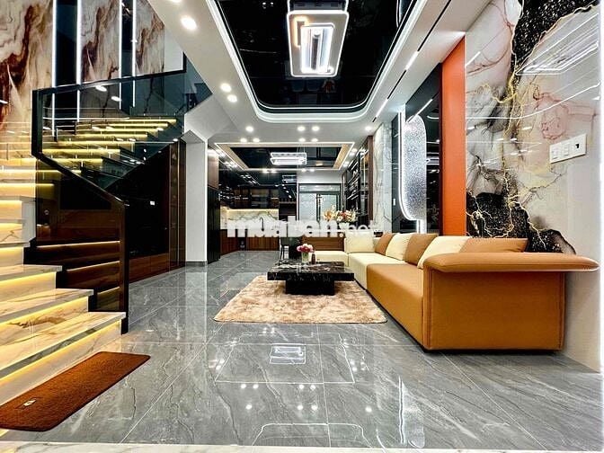 NHÀ ĐẸP GẦN PHÚ MỸ HƯNG QUẬN 7.