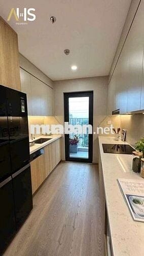 Bán gấp căn hộ 2 PN 72m2 Chung cư The Charm An Hưng