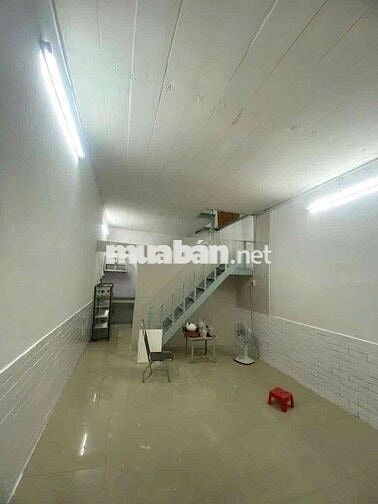 Cho thuê nhà gần Hàng Xanh Điện Biên Phủ p17 Bình Thạnh