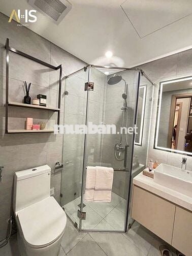 Bán gấp căn hộ 2 PN 72m2 Chung cư The Charm An Hưng