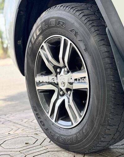 Fortuner 2.7V xăng tự động model 2017 đẹp như mới