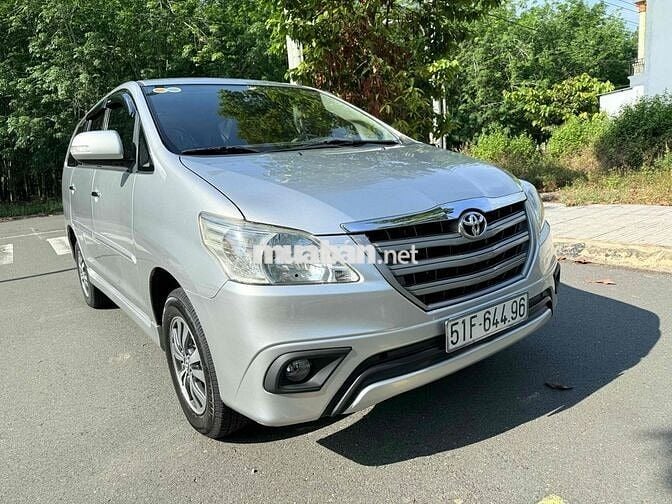 Toyota Innova 2016 2.0E -chuẩn xe gia đình