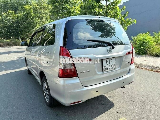 Toyota Innova 2016 2.0E -chuẩn xe gia đình