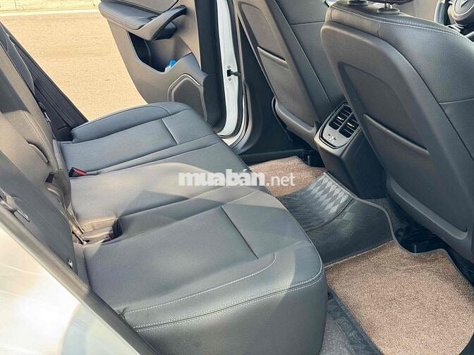 VF8 Eco 2023 Mua Pin Catl siêu lướt 8.000km