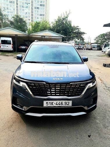 Carnival 2022 2.2D Premium 8 chỗ