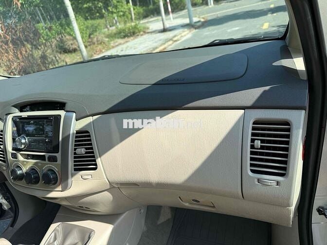 Toyota Innova 2016 2.0E -chuẩn xe gia đình