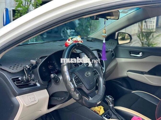 Hyundai Accent 2021 Số tự động 51.000 km Trắng