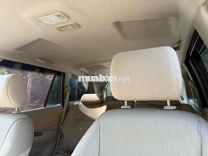 Toyota Innova 2016 2.0E -chuẩn xe gia đình