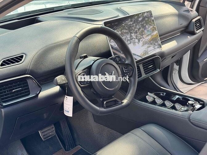 VF8 Eco 2023 Mua Pin Catl siêu lướt 8.000km