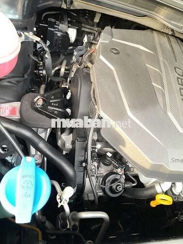 Carnival 2022 2.2D Premium 8 chỗ