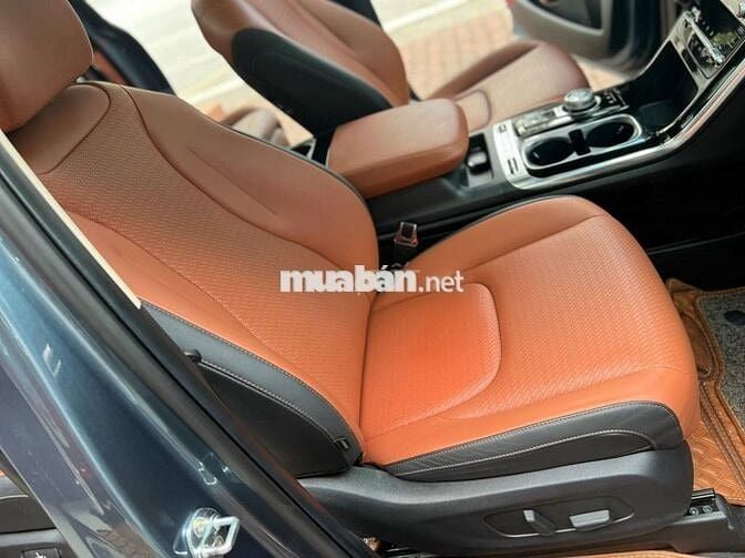 Kia Carnival 2023 Signature 2.2D - 29,000 Km cọp.