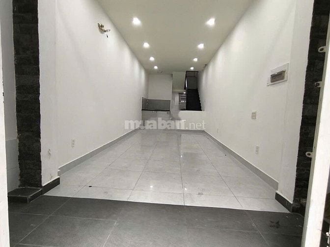  Cho thuê nhà hẻm 3.5m(BG) Ngô Gia Tự, P.9, Q.10 giá 11tr