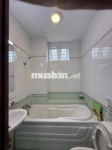 NHÀ 5 TẦNG FULL NT 3PN 4WC– HXH– TRẦN KHẮC CHÂN Q1